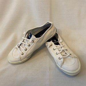 Sperry Sneakers